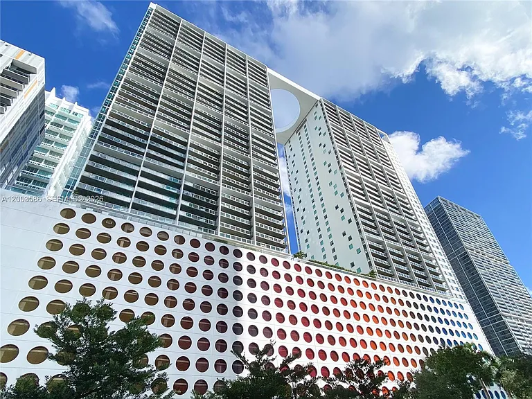 500 Brickell Ave #3802 — Photo 23