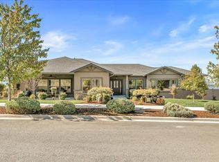 1835 Plateau Dr, Medford, OR 97504