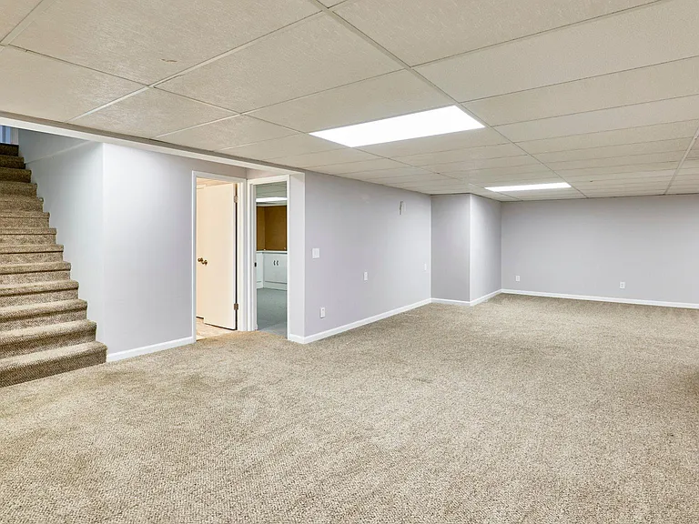 668 Stablestone Dr — Photo 38