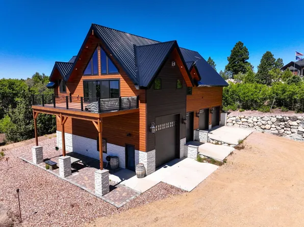 3816 N Royal Dr, Alton, UT 84710