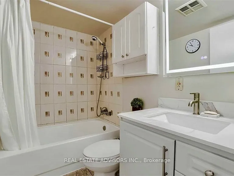 41 Markbrook Ln #1203 — Photo 10