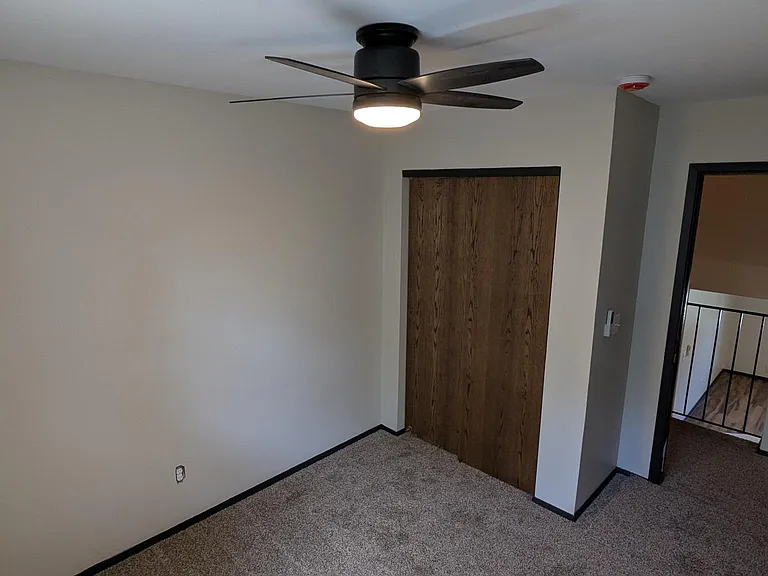 645 Easton Pkwy — Photo 6