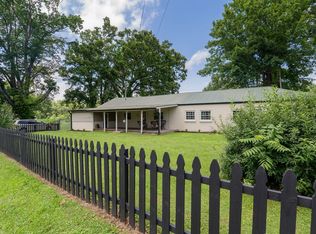 1335 Highway 47 E, Dickson, TN 37055