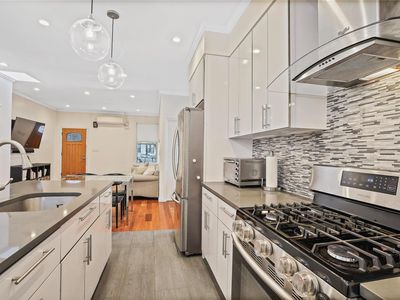 23-30 29th Street, Astoria, NY, 11105
