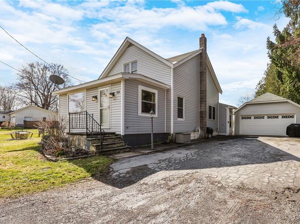 1045 Nelson Ave, Oneida, NY 13421