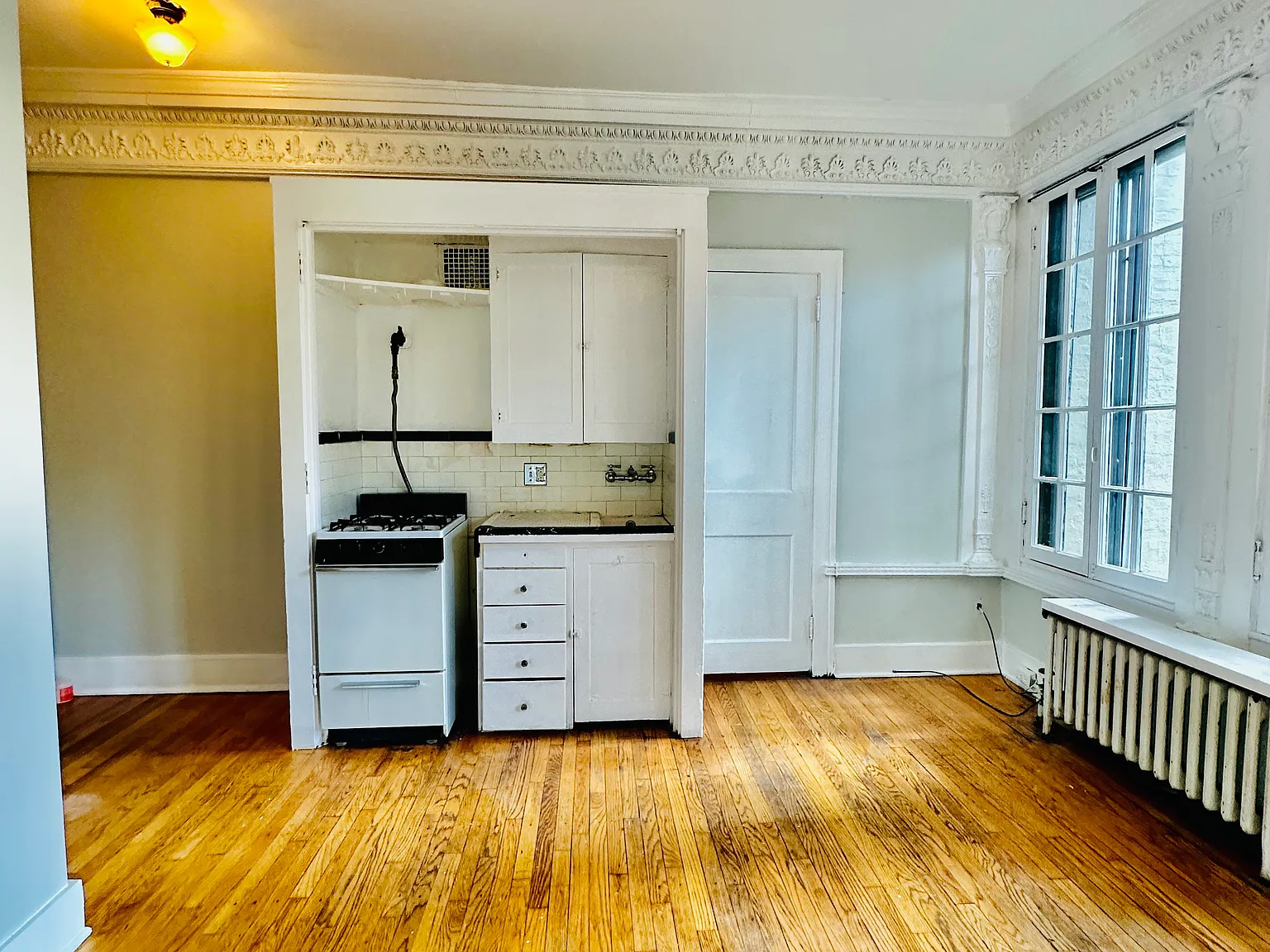 Studio, 650 sqft, $1,175 — Photo 4