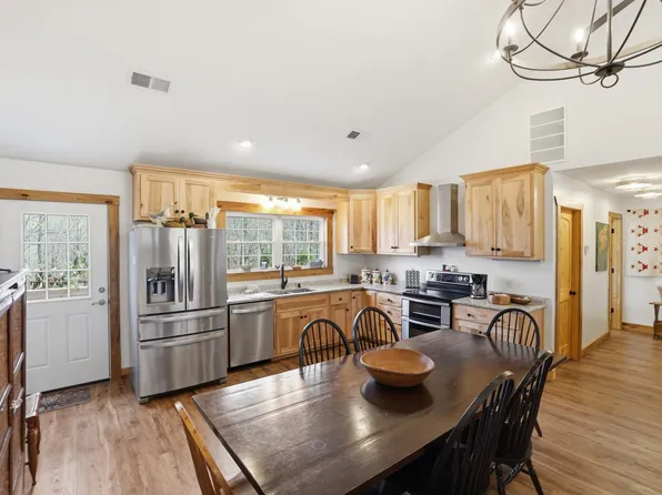 378 Shugars Hill Rd, Liberty, KY 42539
