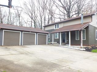 197 Forest Dr, Bedford, OH