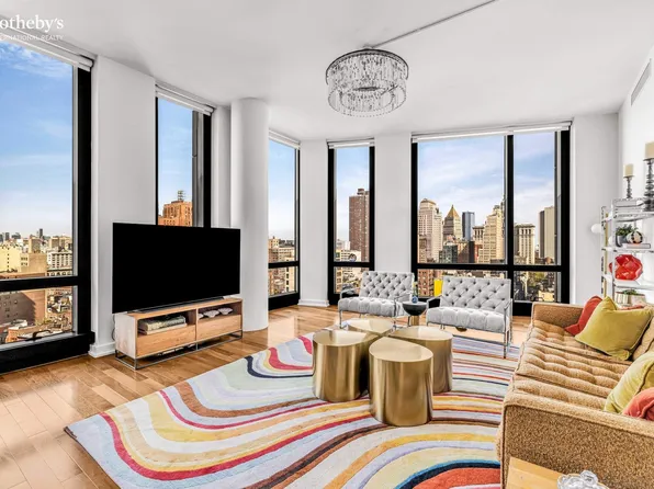 101 Warren Street 2350 image 2 of 12