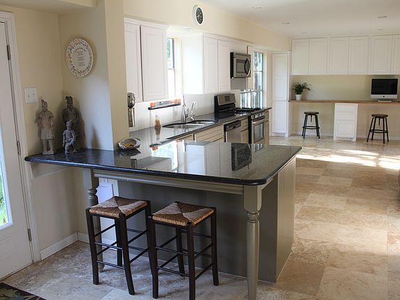 2nd image of 310 Forest Dr