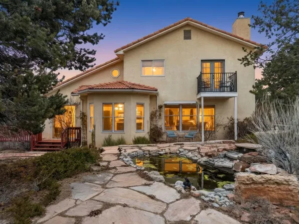 37 Paseo Del Pinon, Santa Fe, NM 87508