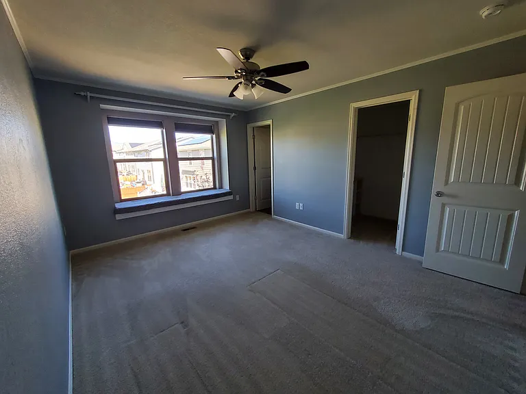 6977 Isabell Ln — Photo 13