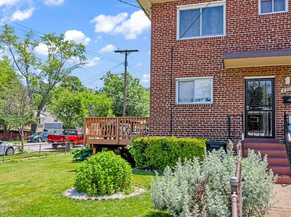 4900 Winthrop St, Oxon Hill, MD 20745