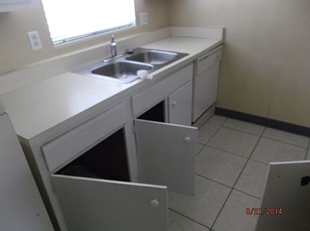 4th image of 2602 Pine Lake Ter Unit B