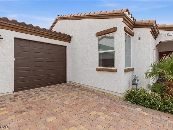 2nd image of 1559 Tilman Ln