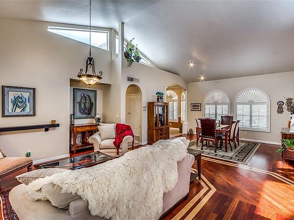 5th image of 509 Wild Willow Dr