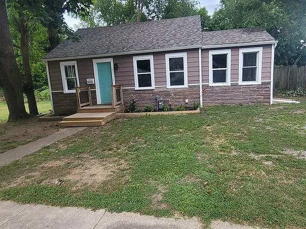 522 Michigan St, Buchanan, MI 49107