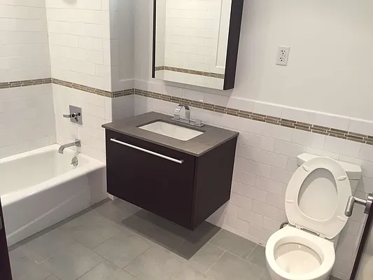 Rented by NY Space Finders Inc. | media 7