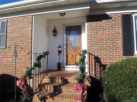 4th image of 708 Buford St