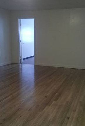 living room/dinning area