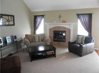 8927 NE 117th St, Kansas City, MO 64157