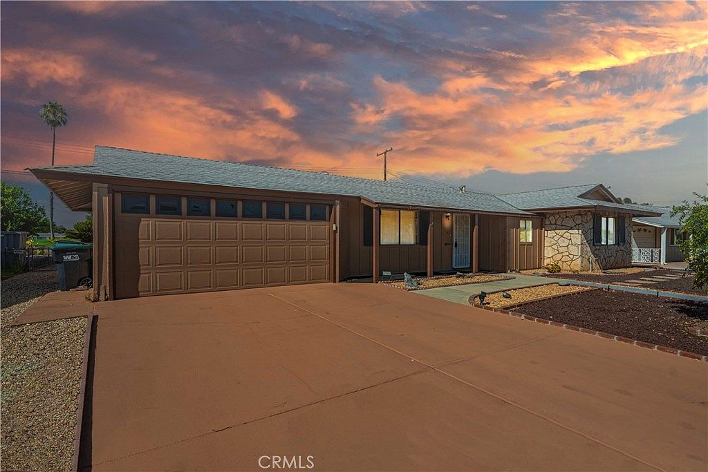 28286 E Worcester Rd