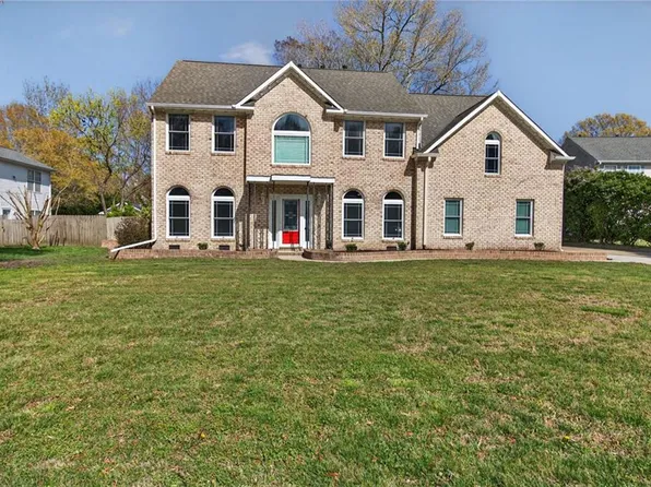 441 Chandler Dr, Chesapeake, VA 23322