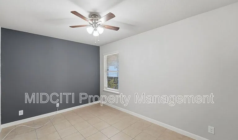 842 Santa Cruz — Photo 24