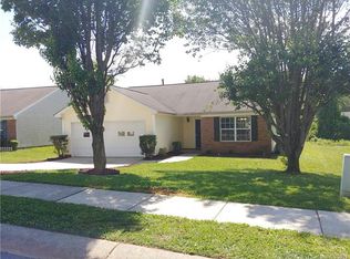1319 Olde Justin Pl, Charlotte, NC 28262