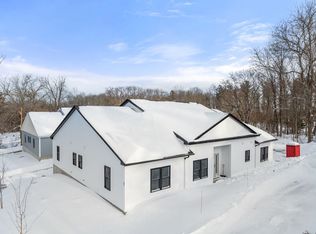 9 L Stevens Rd #B, Charlton, MA 01507