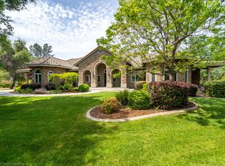13444 Tierra Heights Rd, Redding, CA 96003