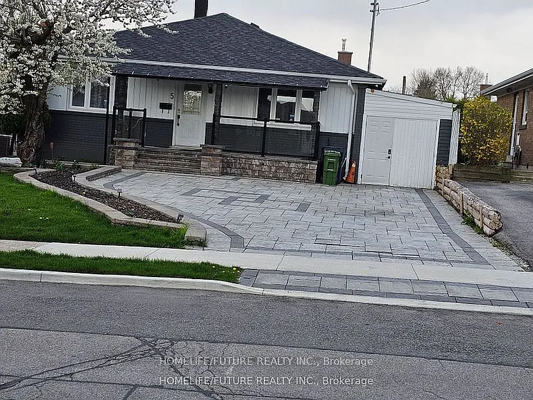 5 Sherwood Ave #MAIN — Photo 1