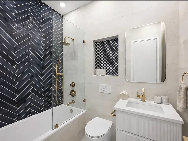 1073 Willoughby Ave #4A — Photo 6