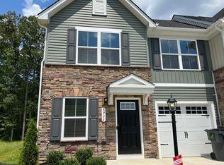 5936 Addison Gate Dr, Richmond, VA 23234