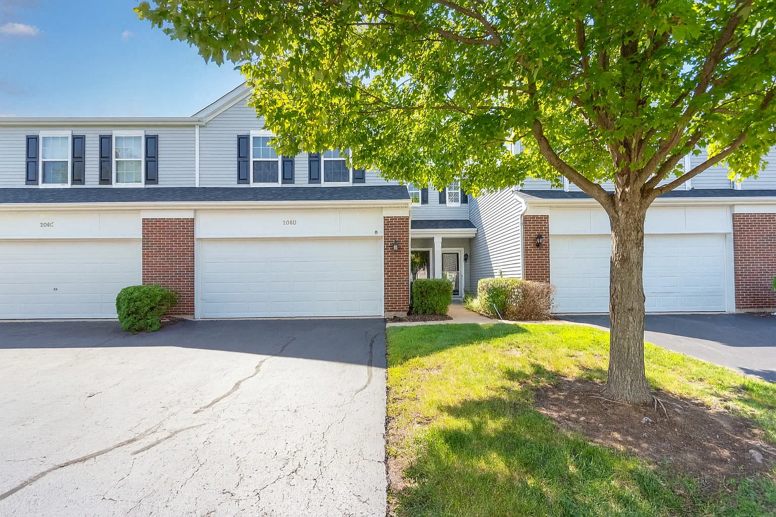 3 bed, 2.5 bath, 1517 sqft, $2,500 — Photo 1