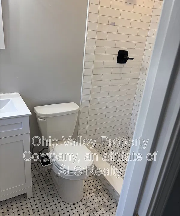 2551 Glenmary Ave #6