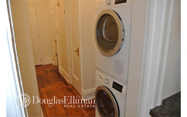 Rented by Douglas Elliman | media 16