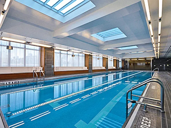 620 West 42nd Street image 5 of 11