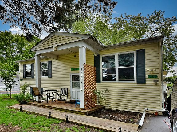 3rd image of 1209 Villa Vista Dr