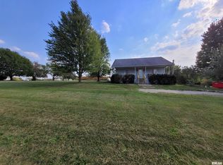 1075 E Cortland St, Avon, IL 61415