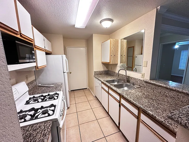 2200 S Fort Apache Rd #1176 — Photo 16