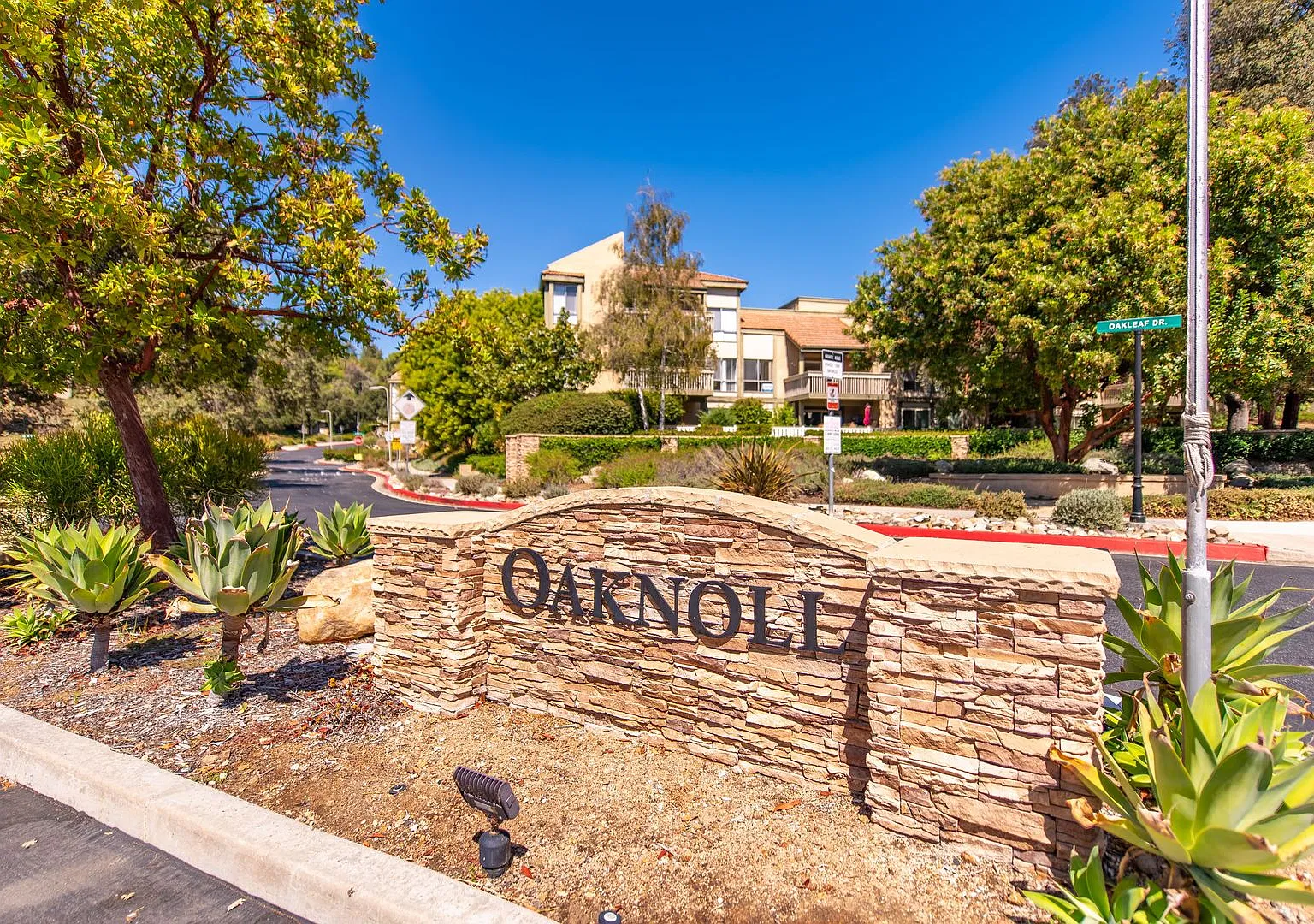 Bright First-Floor Retreat in a Scenic 55+ Community — Photo 1