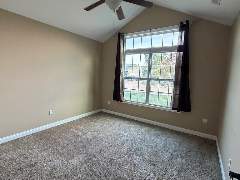5811 Islip Dr — Photo 13