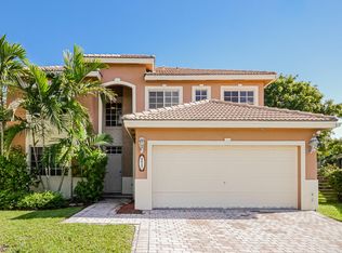 8822 SW 209th Ter, Cutler Bay, FL 33189