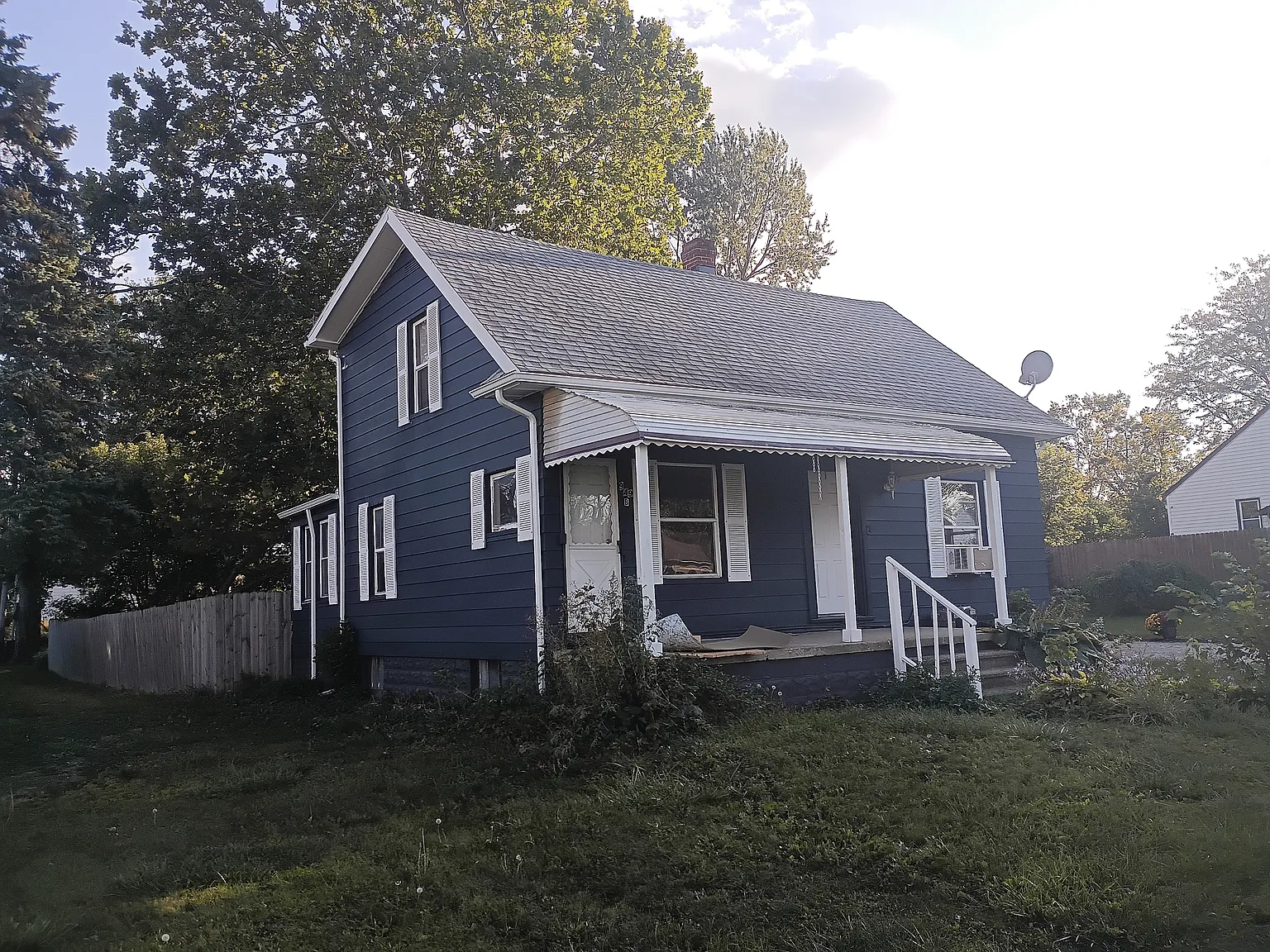 949 Boston Avenue - 2 — Photo 2