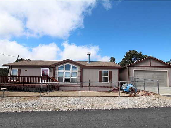 2nd image of 1830 Pond Dr
