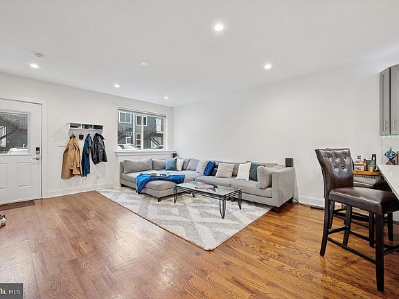 5th image of 1216 N Orkney St Unit 1