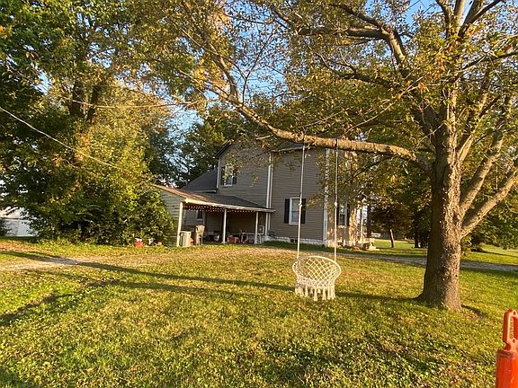 3rd image of 4637 Blumberg Ln