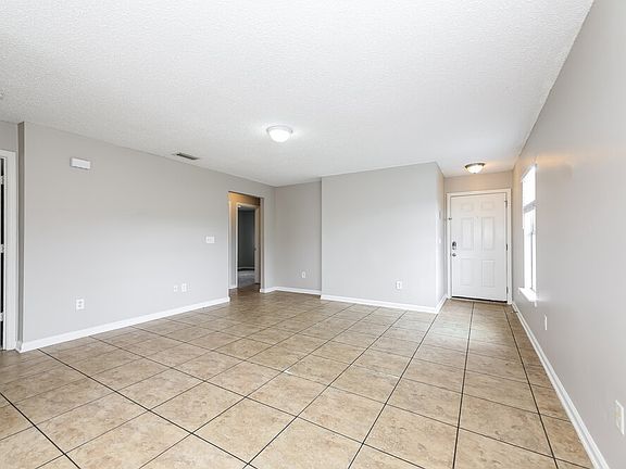 3rd image of 7909 Cherry Blossom Dr S