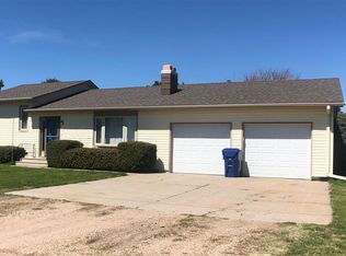 11487 729th Rd, Holdrege, NE 68949